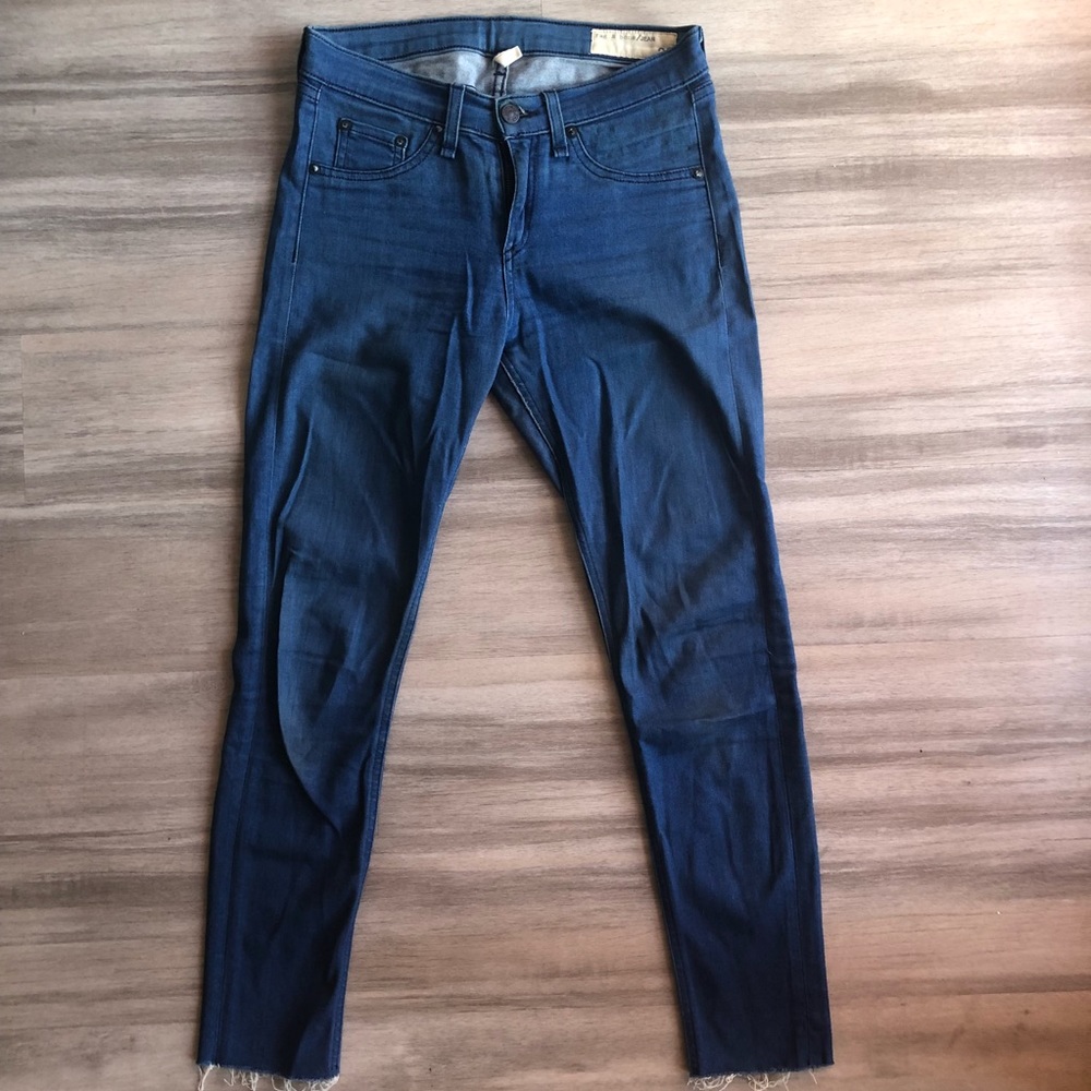 Rag & bone jeans in size 26